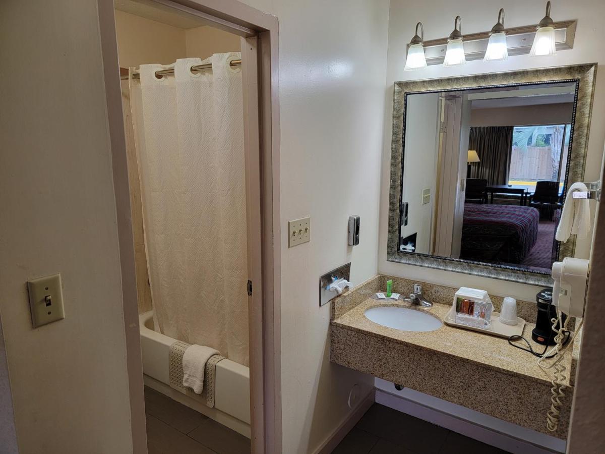 Twin Star Lodge Билокси Экстерьер фото